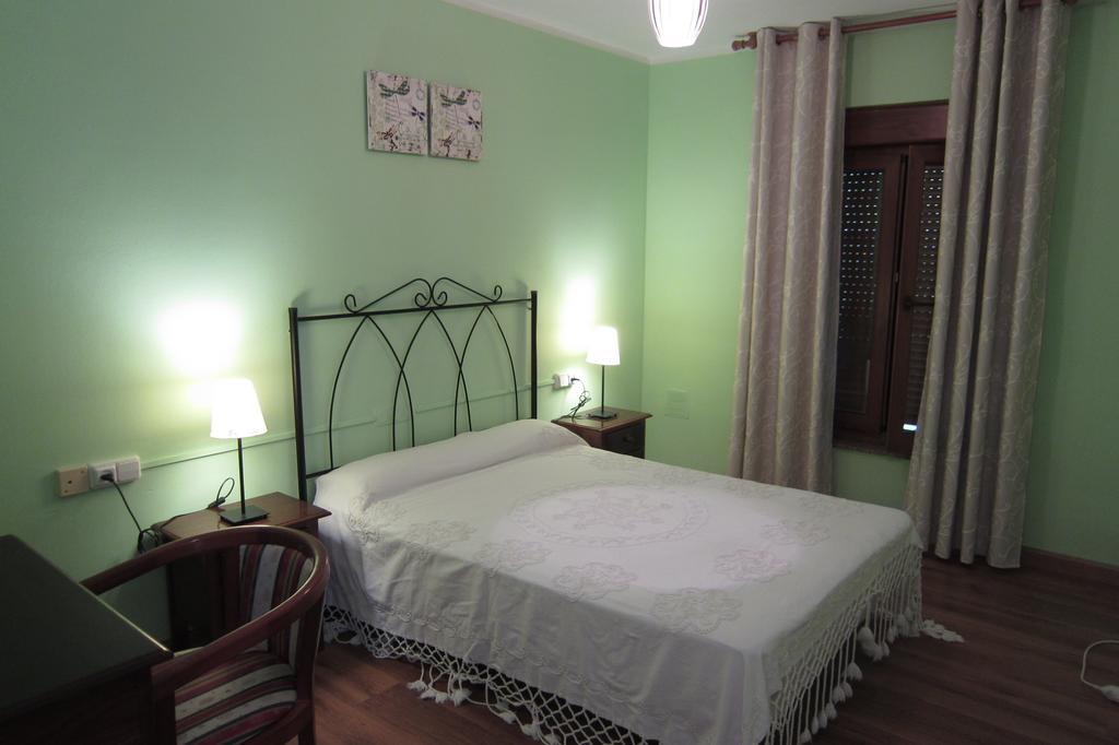 Hotel Azabache Susierra Onís Zewnętrze zdjęcie