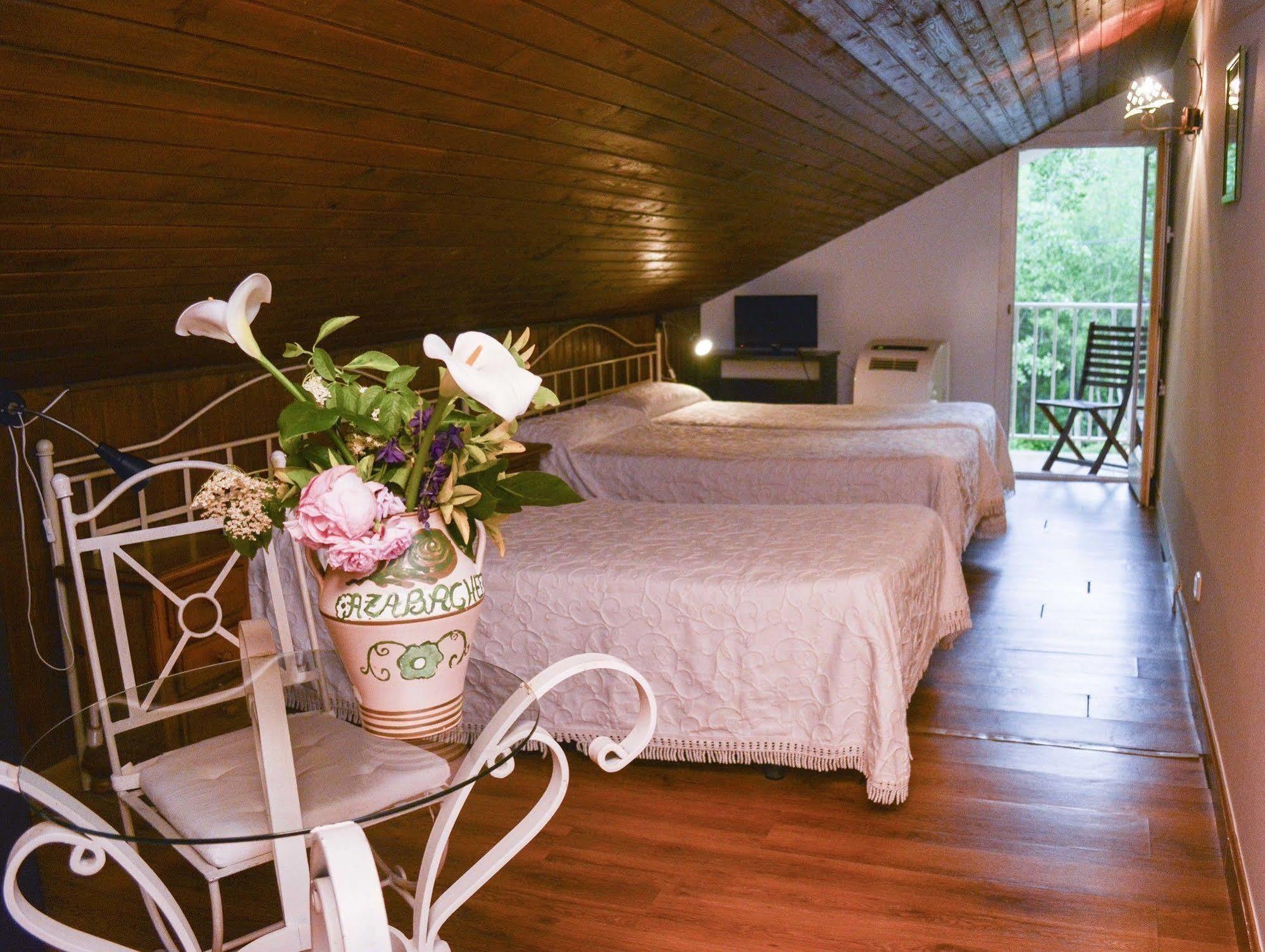 Hotel Azabache Susierra Onís Zewnętrze zdjęcie