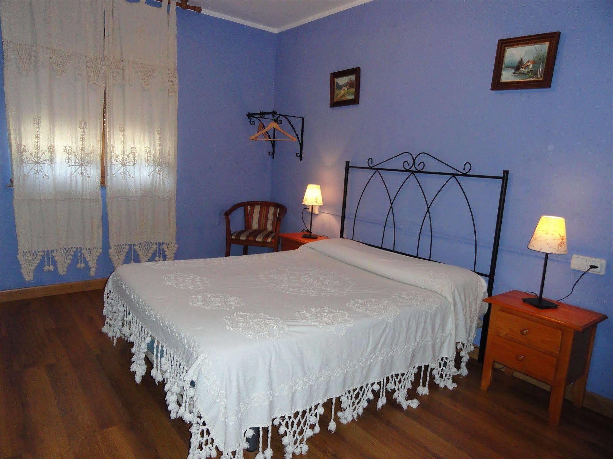Hotel Azabache Susierra Onís Zewnętrze zdjęcie